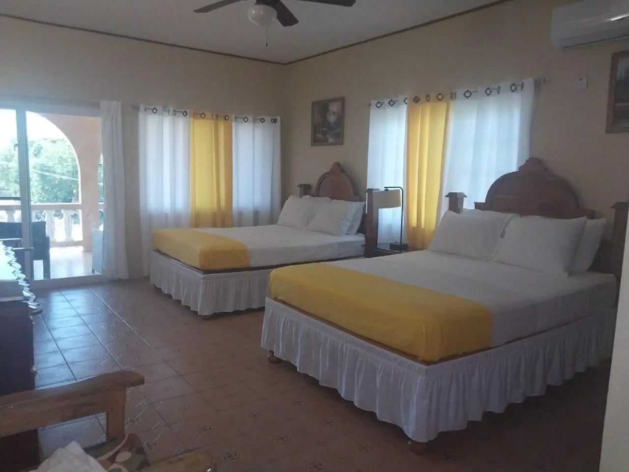 Brytan Villa Treasure Beach