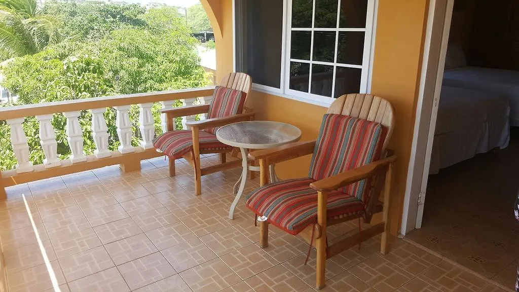 Brytan Villa Treasure Beach