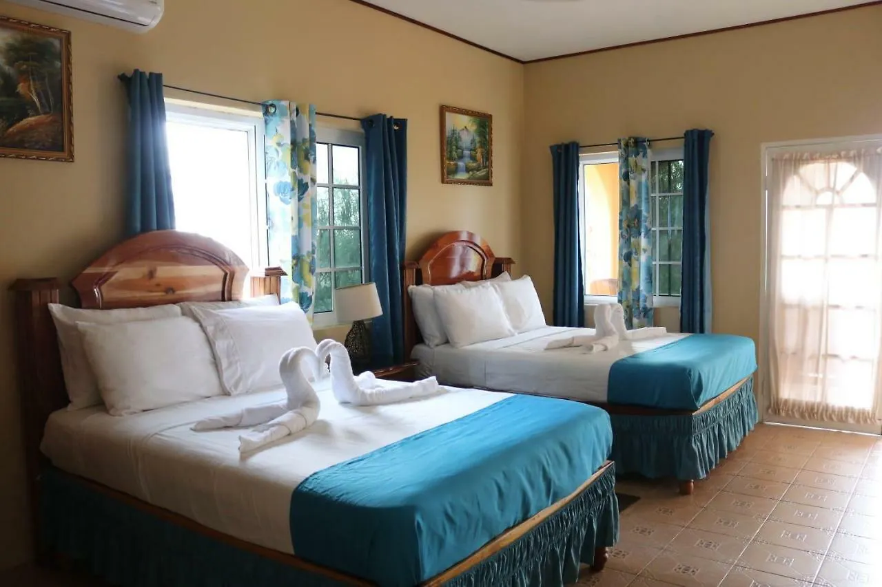 Brytan Villa Treasure Beach