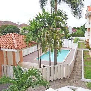 finest-accommodation-marley-manor-apt-513-ground-floor.hotelsochorios.net/