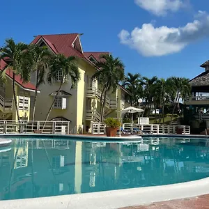 2-bedroom-penthouse-ocean-view-mystic-ridge-resort-79a.hotelsochorios.net/