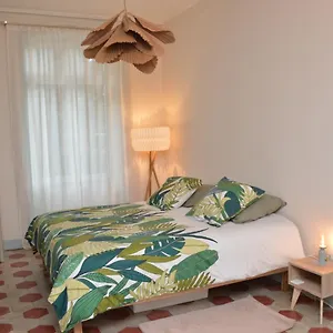 studio-de-charme-au-coeur-de-lyon.hotels-rhonealpes.com/